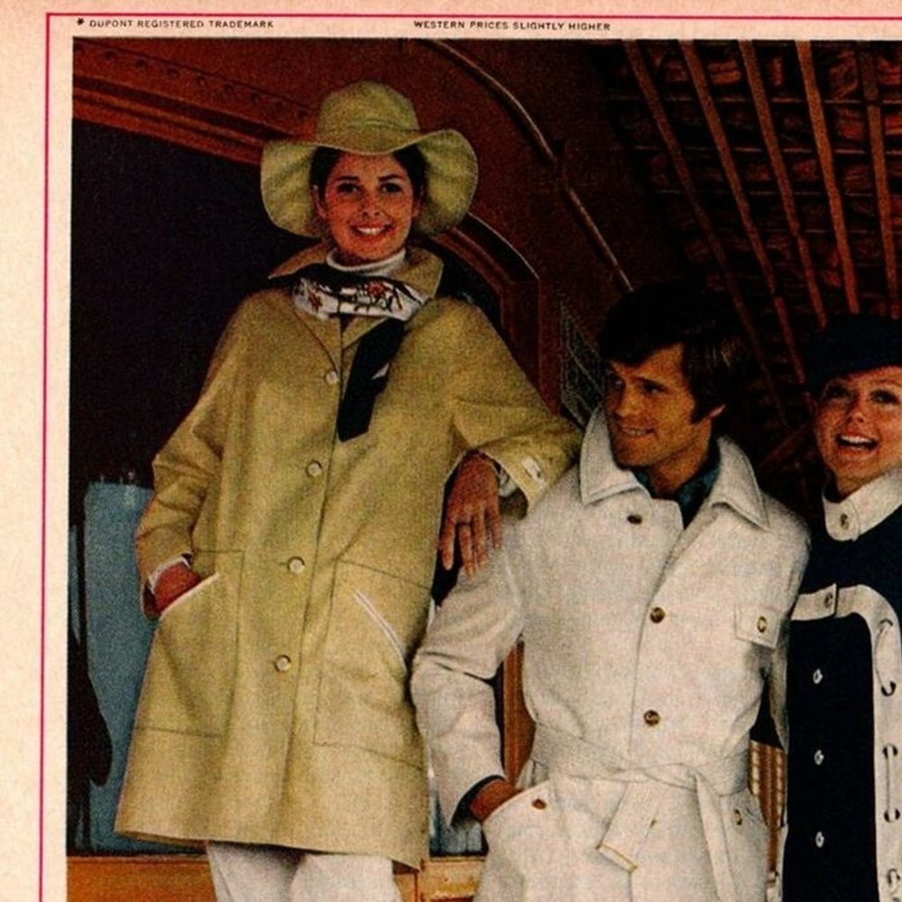 MISTY HARBOR Tan Trench Coat |  Late 60's Vintage! - Picture 13 of 15